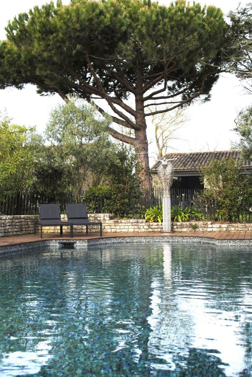 Le Clos Saint-Martin Hotel & Spa Экстерьер фото