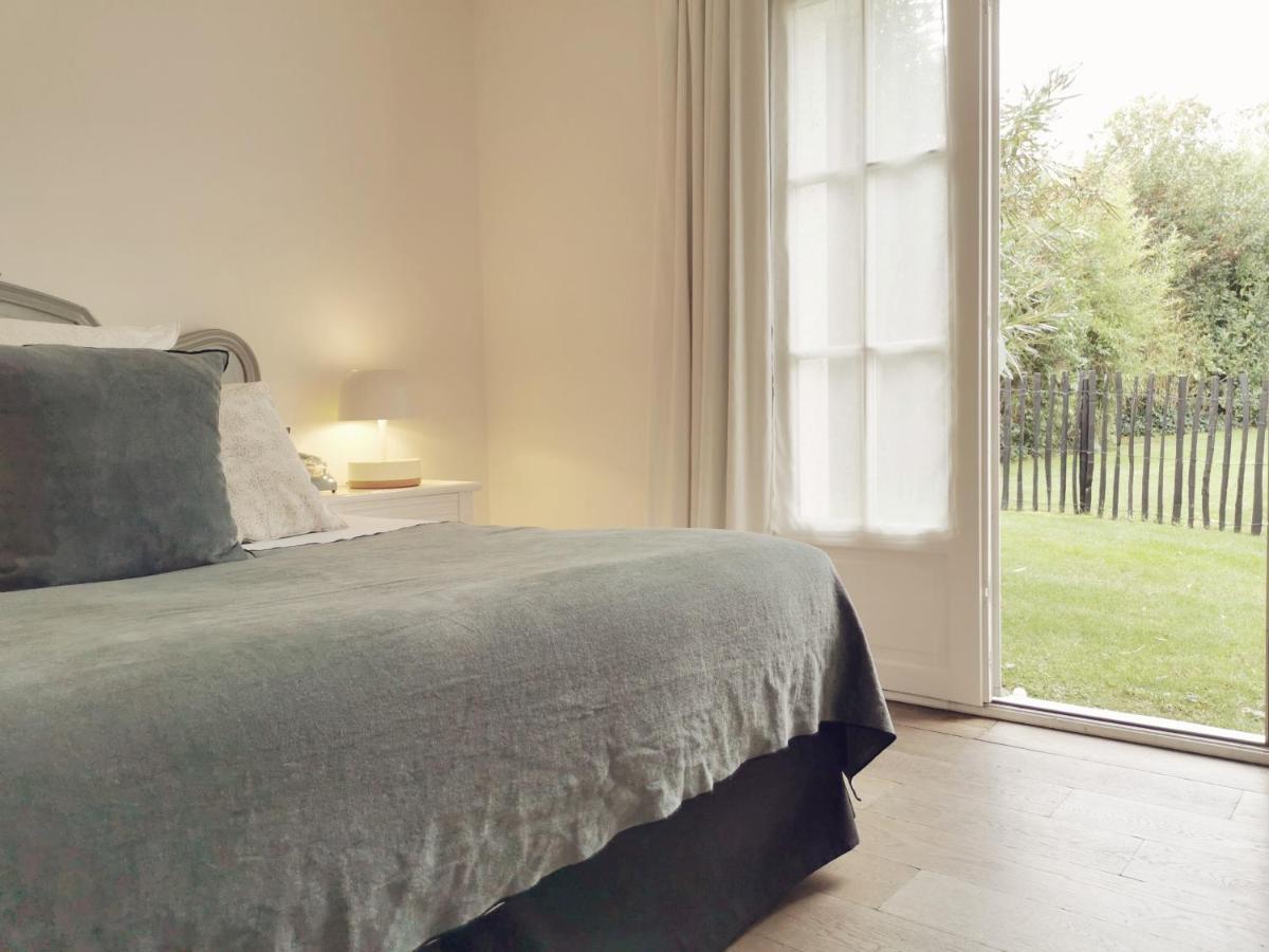 Le Clos Saint-Martin Hotel & Spa Экстерьер фото